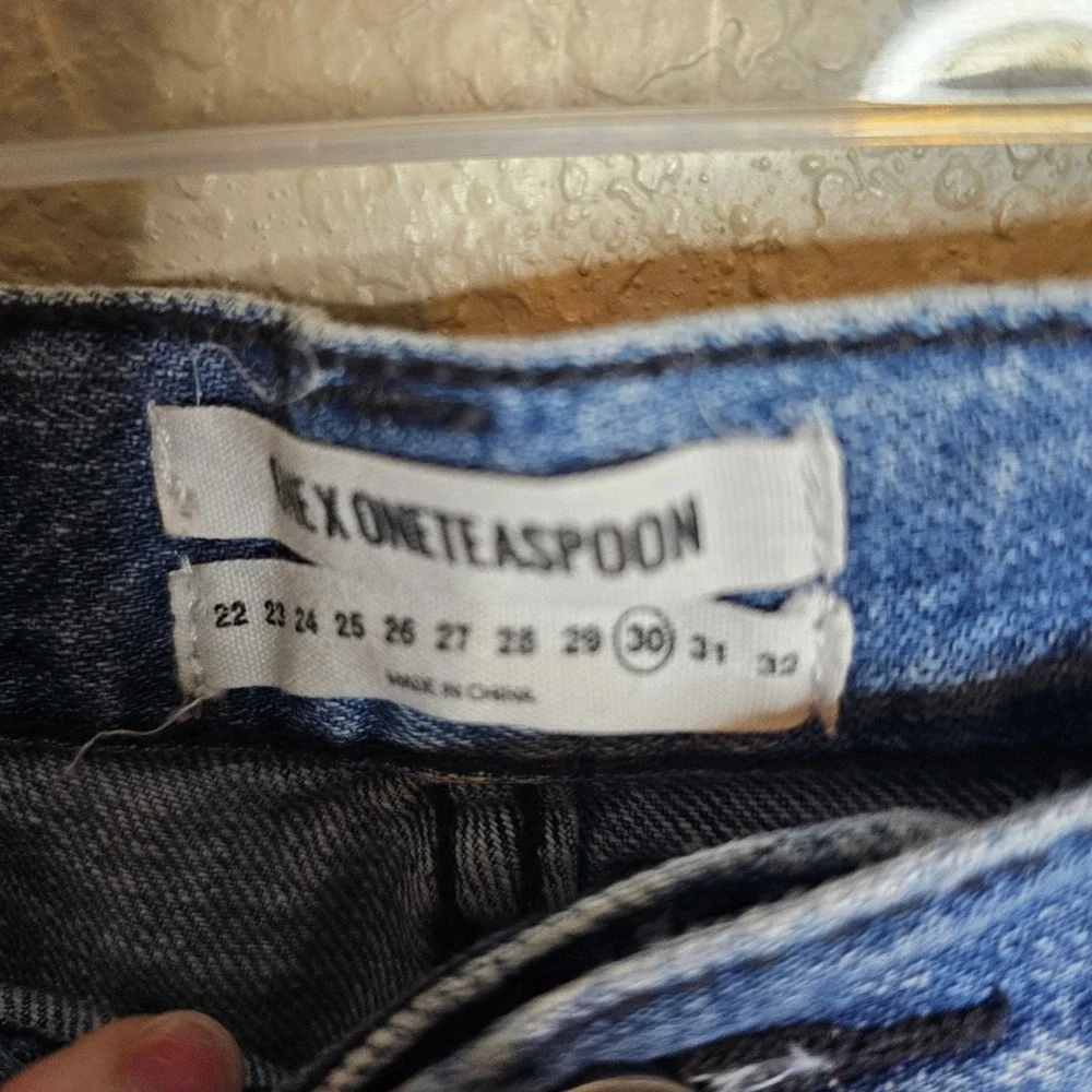 One Teaspoon Outlaws Blue Distressed Denim Shorts Low Waist Button‎ Fly Size 30